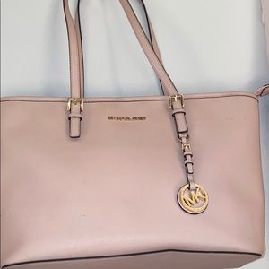 Micheal Kora Tote
